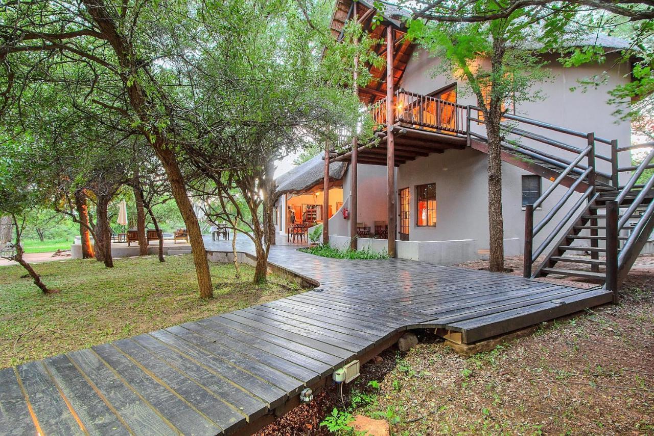 Lodge Mvuradona Safari *