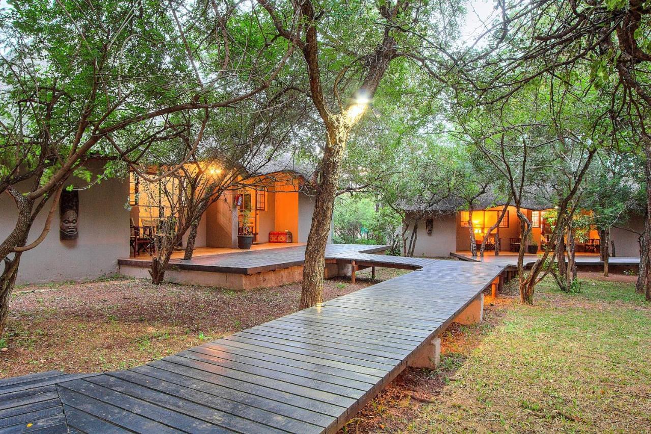 Mvuradona Safari Lodge